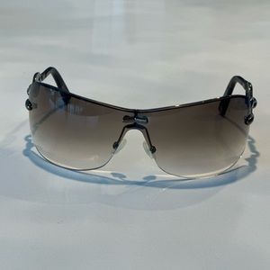 Gucci Shield Sunglasses retro
